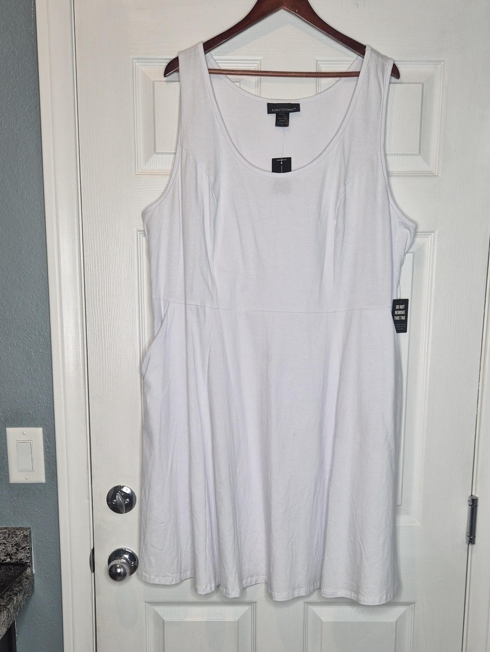 Ashley Stewart Women'sWhite Sleeveless Scoop Neckline  Midi  Dress